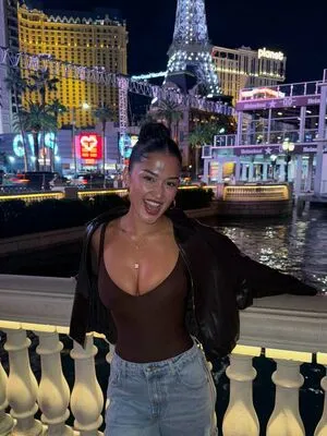 Izzyflannery OnlyFans Leaked Free Thumbnail Picture - #M70cSom42N