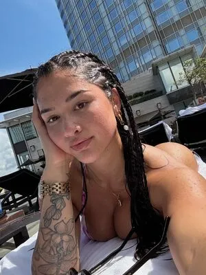 Izzyflannery OnlyFans Leaked Free Thumbnail Picture - #dBLUM9FxRk