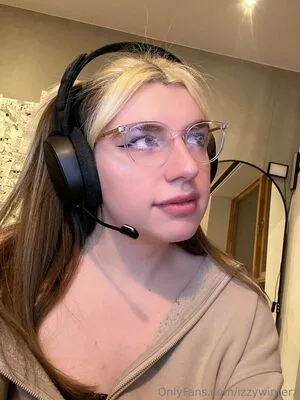 Izzywinterz OnlyFans Leaked Free Thumbnail Picture - #KGvvuX5Fec