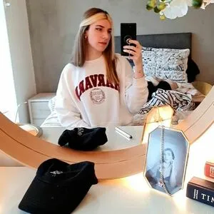 Izzywinterz OnlyFans Leaked Free Thumbnail Picture - #fHTSkwOUpf