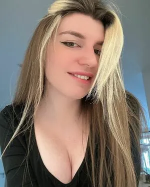Izzywinterz OnlyFans Leaked Free Thumbnail Picture - #fZf4at1K4r