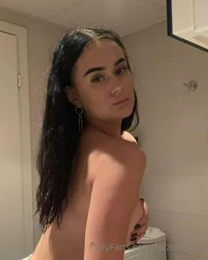 Izzzzkrissun OnlyFans Leaked Free Thumbnail Picture - #wtLtVSUL6F