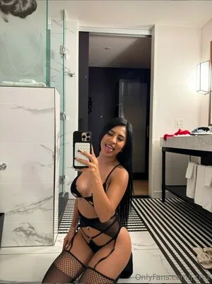 J Crez OnlyFans Leaked Free Thumbnail Picture - #RxFBTB8ZoV