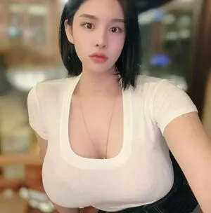 J U9 OnlyFans Leaked Free Thumbnail Picture - #0IU9D7SOTs