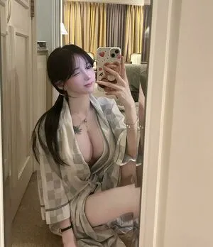 J Yce OnlyFans Leaked Free Thumbnail Picture - #4sFbSDrTPF