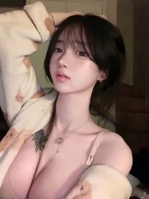 J Yce OnlyFans Leaked Free Thumbnail Picture - #zIekcA1ri3