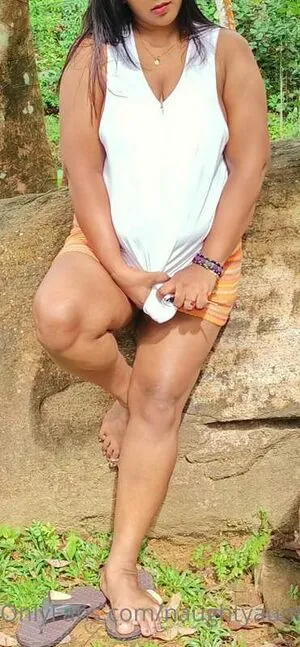 Jaanu Aunty OnlyFans Leaked Free Thumbnail Picture - #R6wID0ubSR