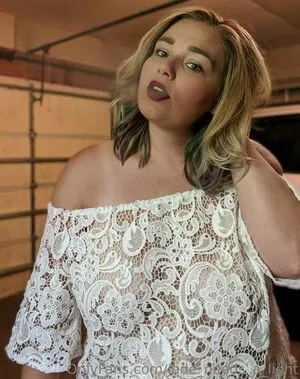 Jade Needs A Light OnlyFans Leaked Free Thumbnail Picture - #aznxiNw16p