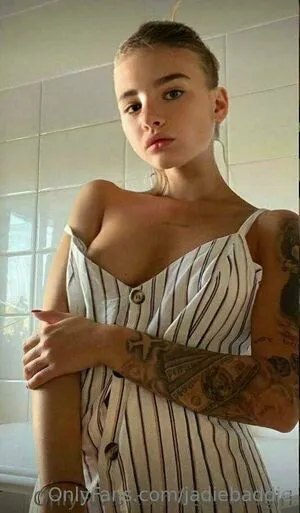 Jadiebaddie OnlyFans Leaked Free Thumbnail Picture - #E4cZ2gf9mj