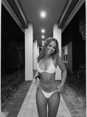 Jailyn Como OnlyFans Leaked Free Thumbnail Picture - #Y81o7IgZwm