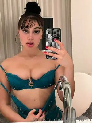 Jailyneojeda OnlyFans Leaked Free Thumbnail Picture - #AYzpwR1p21