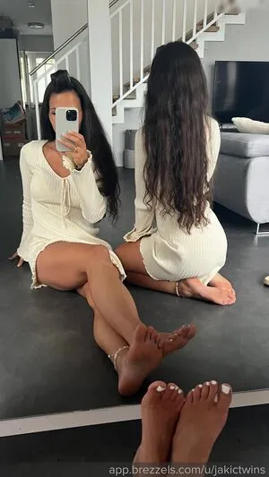 Jakic Twins OnlyFans Leaked Free Thumbnail Picture - #kilVQICRx2