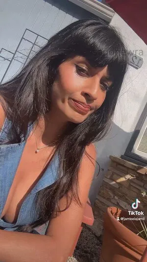 Jameela Jamil OnlyFans Leaked Free Thumbnail Picture - #n3e3l7SebA