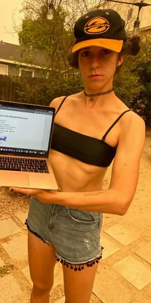 Jamie Loftus OnlyFans Leaked Free Thumbnail Picture - #wrAUGEHvaN