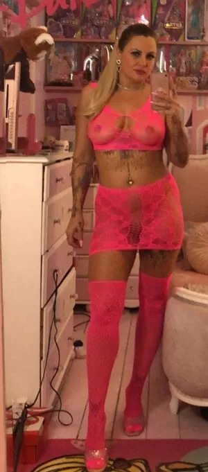 Jamieleepinkymummy OnlyFans Leaked Free Thumbnail Picture - #Y1EYuinwPu