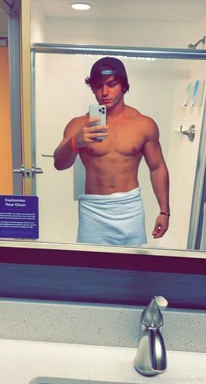 Jamietylerflex OnlyFans Leaked Free Thumbnail Picture - #k52a4oVhHj