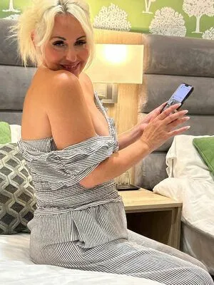 Jan Burton OnlyFans Leaked Free Thumbnail Picture - #qYdAtlYxns
