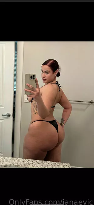 Janae Girard OnlyFans Leaked Free Thumbnail Picture - #nfcNoVARIP