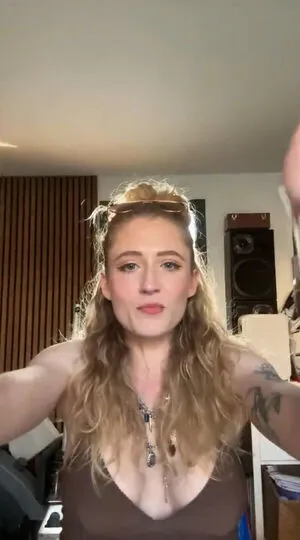 Janet Devlin OnlyFans Leaked Free Thumbnail Picture - #7aj25cM22P