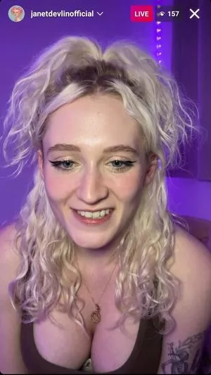 Janet Devlin OnlyFans Leaked Free Thumbnail Picture - #7gmj3t8N0S