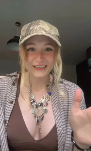 Janet Devlin OnlyFans Leaked Free Thumbnail Picture - #K1HiWLpxR6