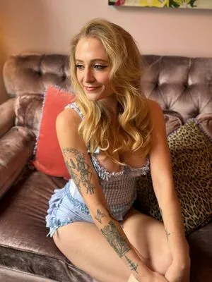 Janet Devlin OnlyFans Leaked Free Thumbnail Picture - #SAkDft82Kj