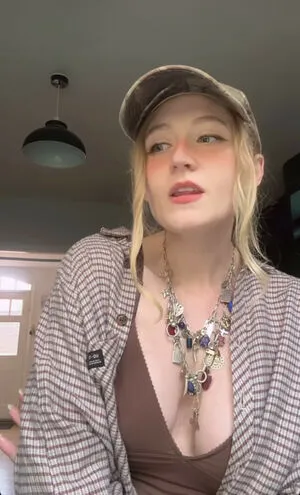 Janet Devlin OnlyFans Leaked Free Thumbnail Picture - #f5RxMjlts4