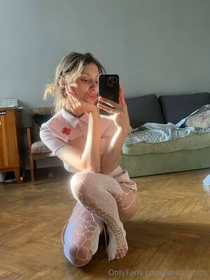 Janet Smith OnlyFans Leaked Free Thumbnail Picture - #IlRaPlKB8n