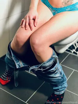 Janeyslifepeek OnlyFans Leaked Free Thumbnail Picture - #eFhliT470S