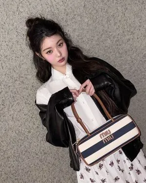Jang Won Young OnlyFans Leaked Free Thumbnail Picture - #8m4Pba0q5Y