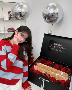 Jang Won Young OnlyFans Leaked Free Thumbnail Picture - #IURTDUtigH