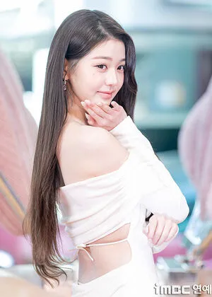 Jang Won Young OnlyFans Leaked Free Thumbnail Picture - #JNSYX2CRUB