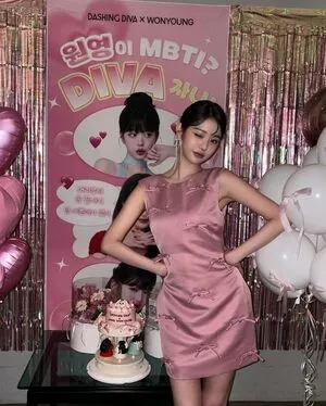 Jang Won Young OnlyFans Leaked Free Thumbnail Picture - #NOiYz1rEE0