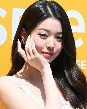 Jang Won Young OnlyFans Leaked Free Thumbnail Picture - #PHIFsHFEXt