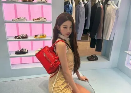Jang Won Young OnlyFans Leaked Free Thumbnail Picture - #PWRMIA23NF