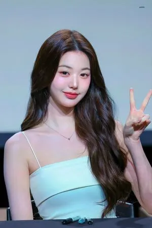 Jang Won Young OnlyFans Leaked Free Thumbnail Picture - #V507Ff2Ynu