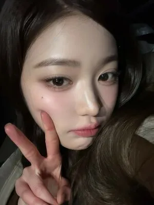 Jang Won Young OnlyFans Leaked Free Thumbnail Picture - #VEOAudF6DT