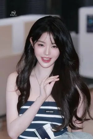 Jang Won Young OnlyFans Leaked Free Thumbnail Picture - #c6xhgfn9OG