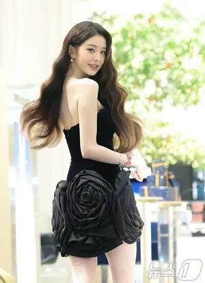 Jang Won Young OnlyFans Leaked Free Thumbnail Picture - #ecfSHaRZcZ