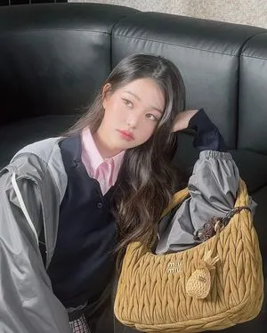 Jang Won Young OnlyFans Leaked Free Thumbnail Picture - #gu4qV4ypum