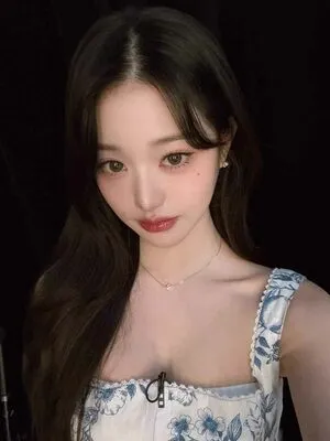Jang Won Young OnlyFans Leaked Free Thumbnail Picture - #x3OSCs30ck