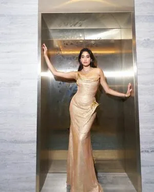 Janhvi Kapoor OnlyFans Leaked Free Thumbnail Picture - #1Y2afOouPm