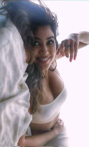 Janhvi Kapoor OnlyFans Leaked Free Thumbnail Picture - #1edpvaXzpk