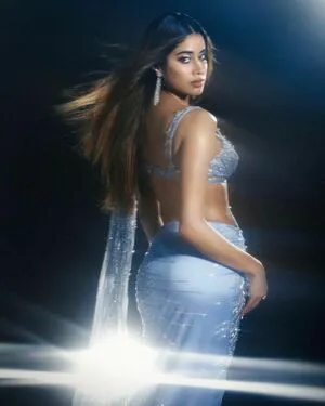 Janhvi Kapoor OnlyFans Leaked Free Thumbnail Picture - #7X0610r4ET