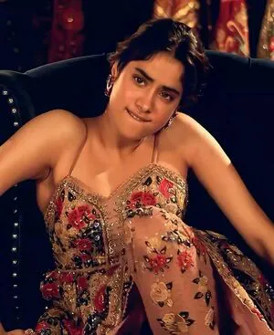 Janhvi Kapoor OnlyFans Leaked Free Thumbnail Picture - #B3dZKD7Zlc