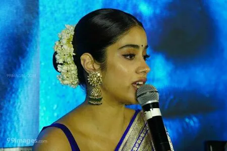 Janhvi Kapoor OnlyFans Leaked Free Thumbnail Picture - #JnkBZ7D5cF