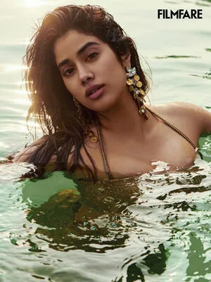 Janhvi Kapoor OnlyFans Leaked Free Thumbnail Picture - #Vy4QT1ZUUk