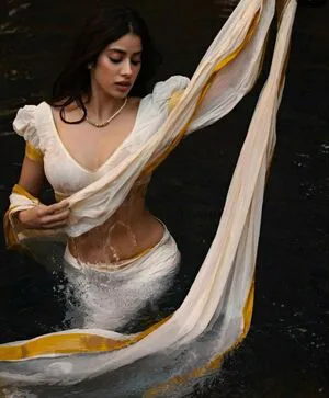 Janhvi Kapoor OnlyFans Leaked Free Thumbnail Picture - #gq1trv63vq