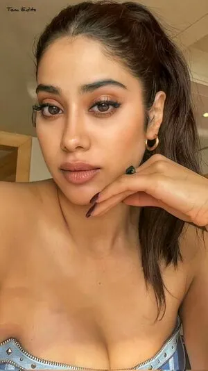 Janhvi Kapoor OnlyFans Leaked Free Thumbnail Picture - #ob7BNS4z4n