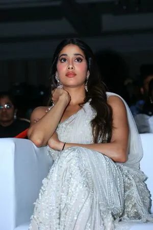 Janhvi Kapoor OnlyFans Leaked Free Thumbnail Picture - #uuQbbl7sK0